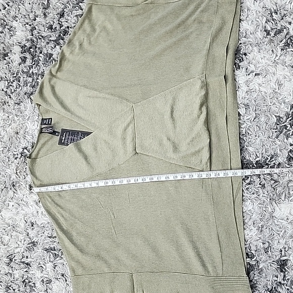 M MARYLAWYNNE W WOMEN'S BRAD NEW SWEATER, PONCHO  V NECK - Picture 7 of 11